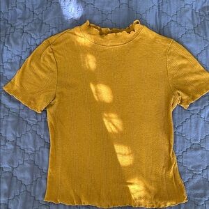 Planet Gold Mustard Short Sleeve Top
